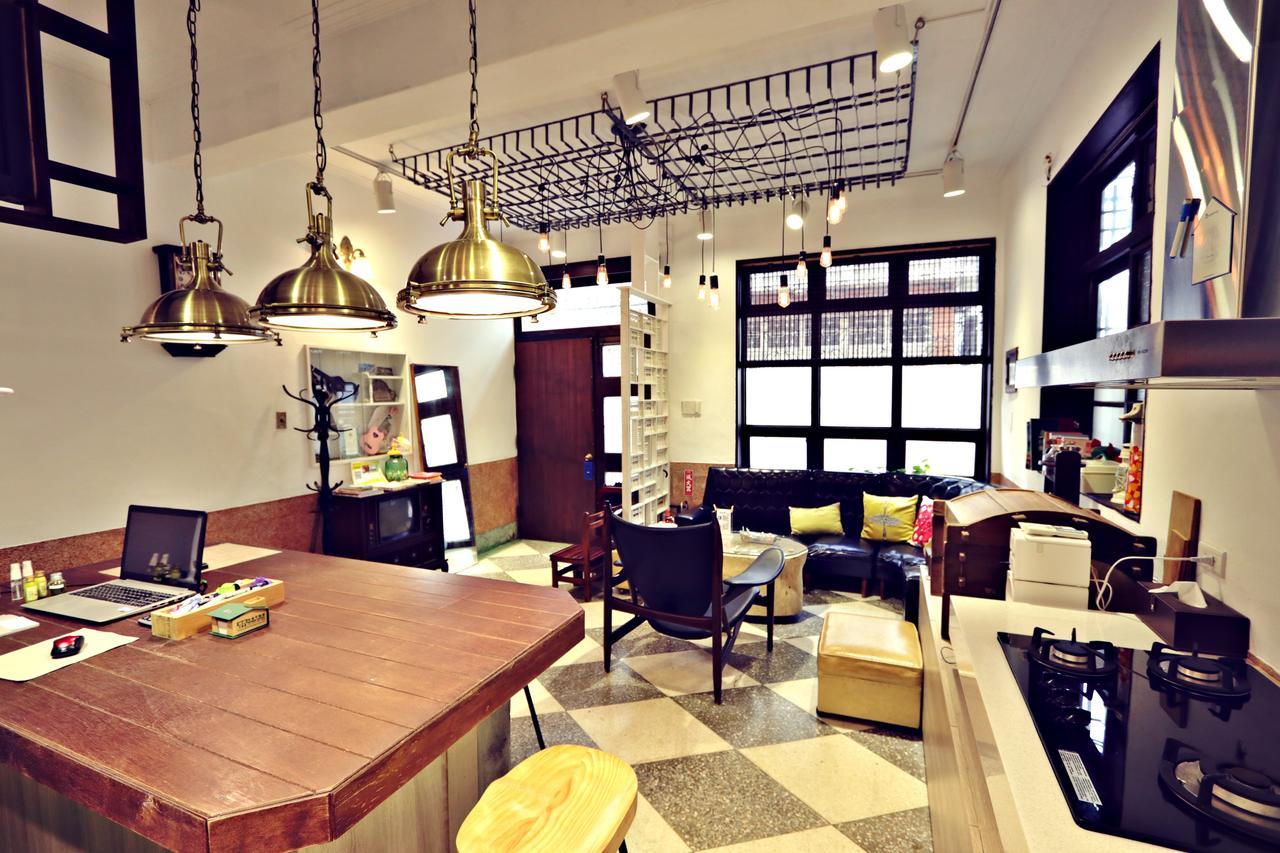 Chung Fu Inn Tainan Bagian luar foto